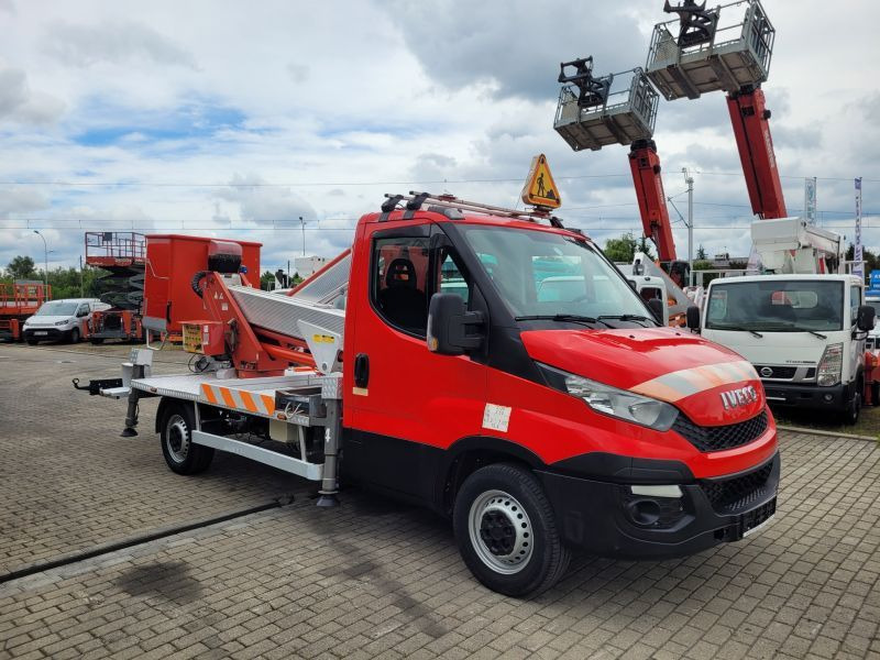 Iveco Daily 35S11 podnośnik koszowy 20 m Multitel MX200 bucket truck boom lift - Piattaforma autocarrata: foto 3 Iveco Daily 35S11 podnośnik koszowy 20 m Multitel MX200 bucket truck boom lift - Piattaforma autocarrata: foto 3
