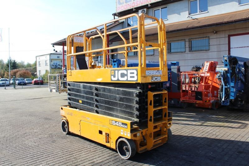 JCB podnośnik nożycowy elektryczny 16 m JCB S4550E - Piattaforma a pantografo: foto 5 JCB podnośnik nożycowy elektryczny 16 m JCB S4550E - Piattaforma a pantografo: foto 5