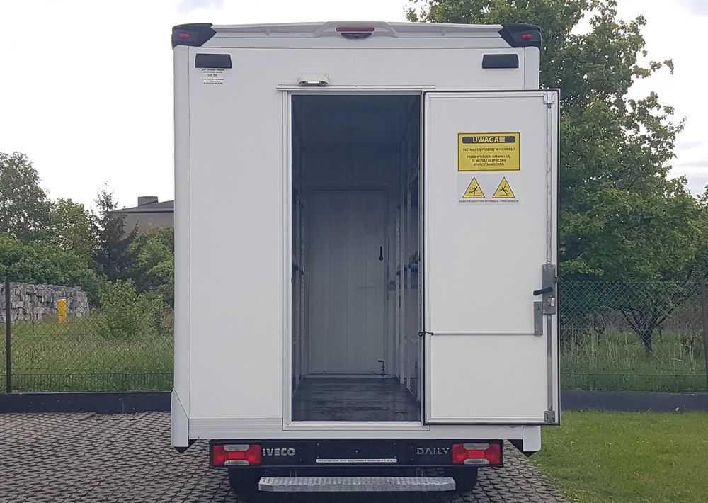 Iveco DAILY KONTENER NISKOPODŁOGOWY 4,43x2,23x2,42 SKLEP BAR FOODTRUCK KAMPER KLIMA - Furgone box: foto 5 Iveco DAILY KONTENER NISKOPODŁOGOWY 4,43x2,23x2,42 SKLEP BAR FOODTRUCK KAMPER KLIMA - Furgone box: foto 5