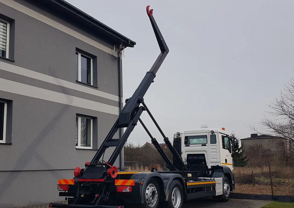 MAN TGS 26.420 E6 HAKOWIEC HS20 6x2 3-OSIE - Autocarro scarrabile: foto 4 MAN TGS 26.420 E6 HAKOWIEC HS20 6x2 3-OSIE - Autocarro scarrabile: foto 4