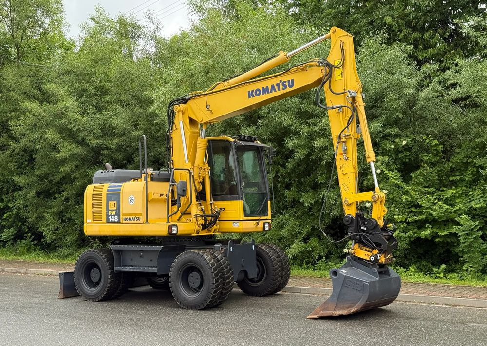 Komatsu * Komatsu PW 148 *ROTOTILT * Sprowadzona * Stan Perfekcyjny * Koparka Kołowa * - Escavatore gommato: foto 2 Komatsu * Komatsu PW 148 *ROTOTILT * Sprowadzona * Stan Perfekcyjny * Koparka Kołowa * - Escavatore gommato: foto 2