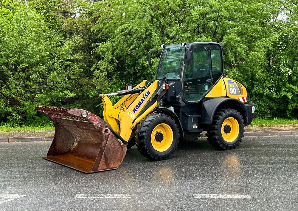 Komatsu Ładowarka KOMATSU WA 90 STAN IDEALNY - Pala gommata: foto 1 Komatsu Ładowarka KOMATSU WA 90 STAN IDEALNY - Pala gommata: foto 1