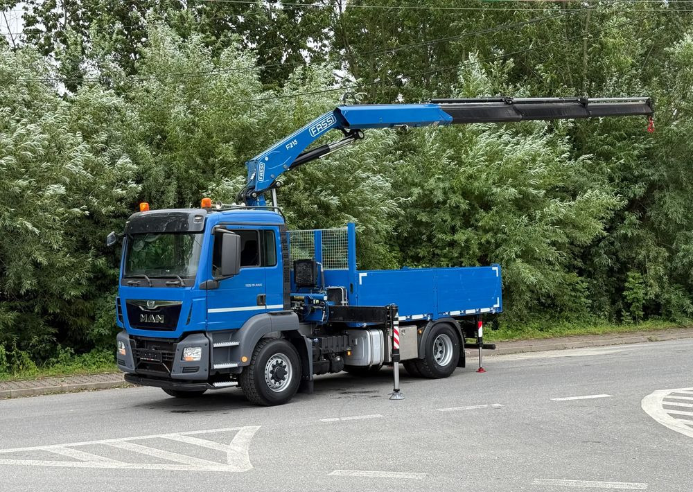 MAN * MAN 18.440 TGS * 4x4 * HDS Fassi F215 * Sprowadzony * 95 000 KM ! * Stan Jak Nowy - Autocarro con pianale/ Cassone fisso, Camion con gru: foto 1 MAN * MAN 18.440 TGS * 4x4 * HDS Fassi F215 * Sprowadzony * 95 000 KM ! * Stan Jak Nowy - Autocarro con pianale/ Cassone fisso, Camion con gru: foto 1
