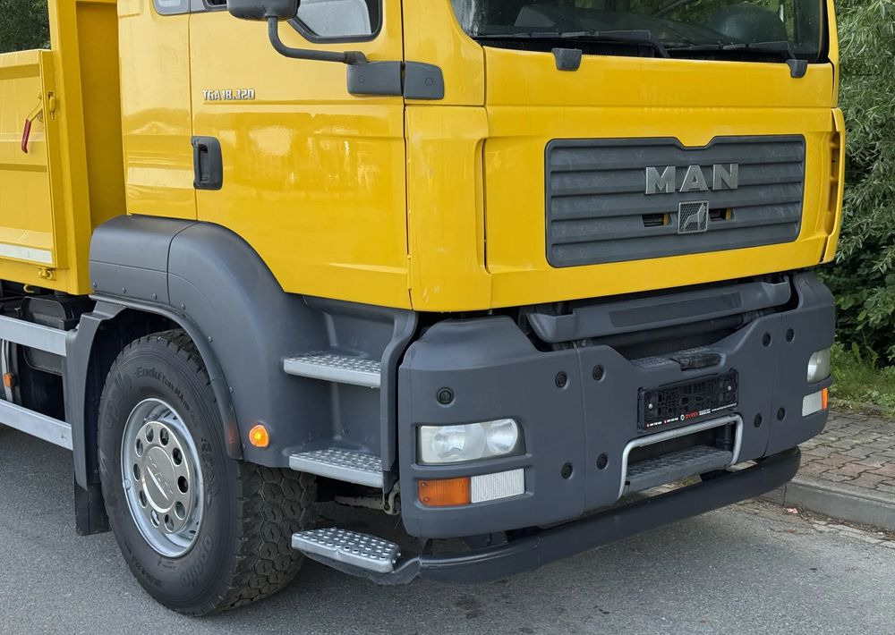 MAN * MAN TGA 18-320 * Kiper Wywrotka * 4x2 * Kran * Sprowadzony* Bardzo Dobry Stan - Autocarro ribaltabile: foto 3 MAN * MAN TGA 18-320 * Kiper Wywrotka * 4x2 * Kran * Sprowadzony* Bardzo Dobry Stan - Autocarro ribaltabile: foto 3