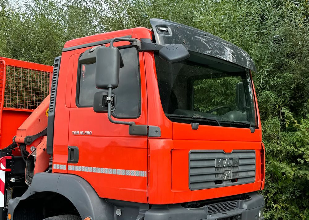 MAN TGM 18-280 MAN 4x4 HDS PALFINGER 105 KIPER WYWROTKA MEILLER BARDZO DOBRY STAN - Autocarro ribaltabile: foto 4 MAN TGM 18-280 MAN 4x4 HDS PALFINGER 105 KIPER WYWROTKA MEILLER BARDZO DOBRY STAN - Autocarro ribaltabile: foto 4