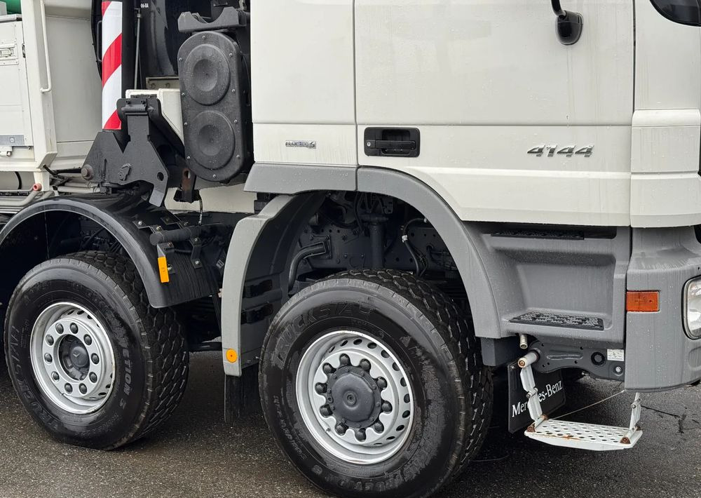 Mercedes-Benz * Mercedes 8x6 Actros 4144 * HDS Palfinger 150002 + FLY JIB PJ 170 * Dźwig * 40 TON * Wyciągarka * 35 Metrów * Kosz * - Camion con gru: foto 5 Mercedes-Benz * Mercedes 8x6 Actros 4144 * HDS Palfinger 150002 + FLY JIB PJ 170 * Dźwig * 40 TON * Wyciągarka * 35 Metrów * Kosz * - Camion con gru: foto 5