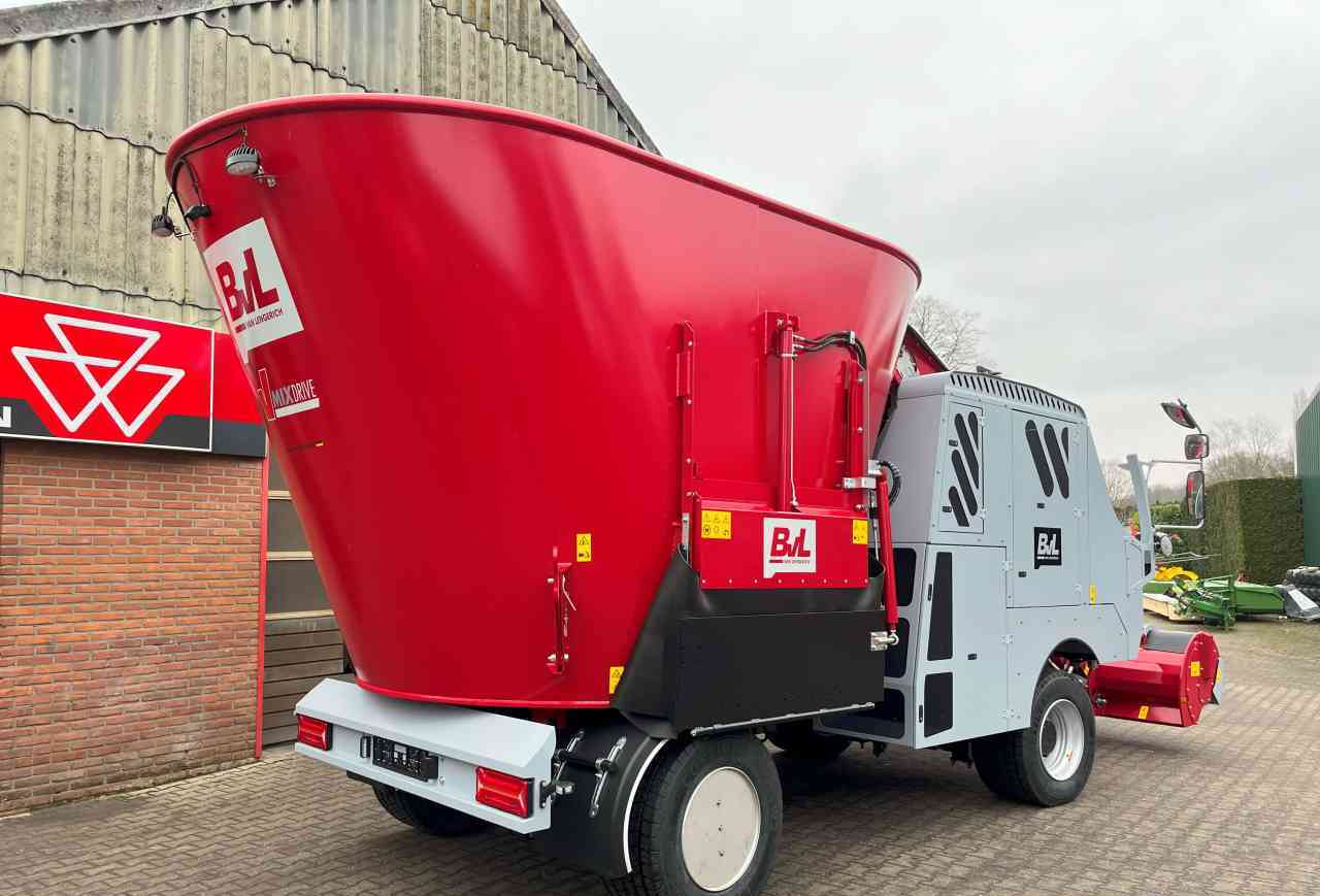 BVL BVL van Lengerich V-MIX Drive Maximus Plus 17.1 LS zelfrijdende - Carro miscelatore: foto 3 BVL BVL van Lengerich V-MIX Drive Maximus Plus 17.1 LS zelfrijdende - Carro miscelatore: foto 3
