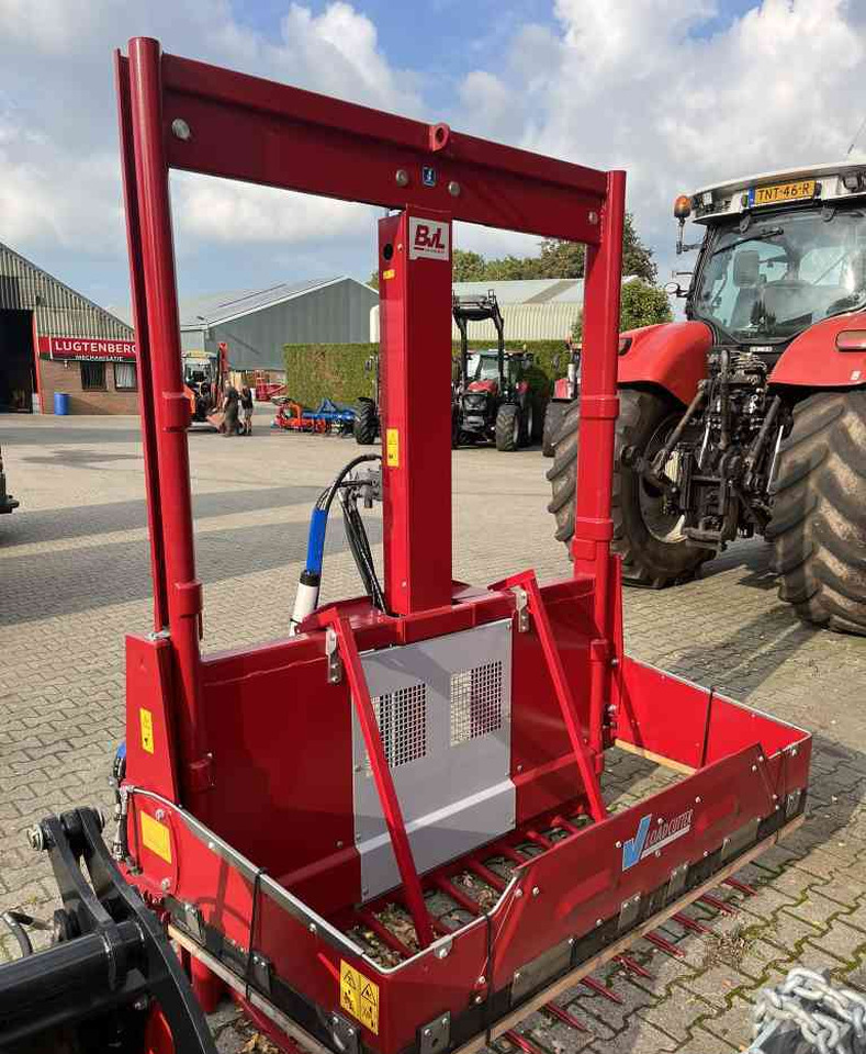 BVL Megastar 170 kuilsnijder voermachines - Attrezzatura per silaggio: foto 1 BVL Megastar 170 kuilsnijder voermachines - Attrezzatura per silaggio: foto 1