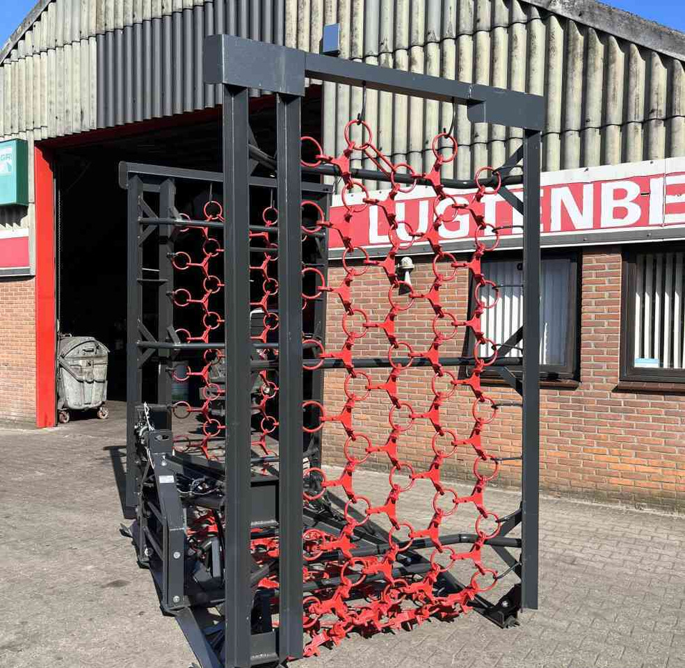 Hofstede Nieuwe 8 meter weidesleep. weidebouwmachines - Erpice a catena: foto 3 Hofstede Nieuwe 8 meter weidesleep. weidebouwmachines - Erpice a catena: foto 3