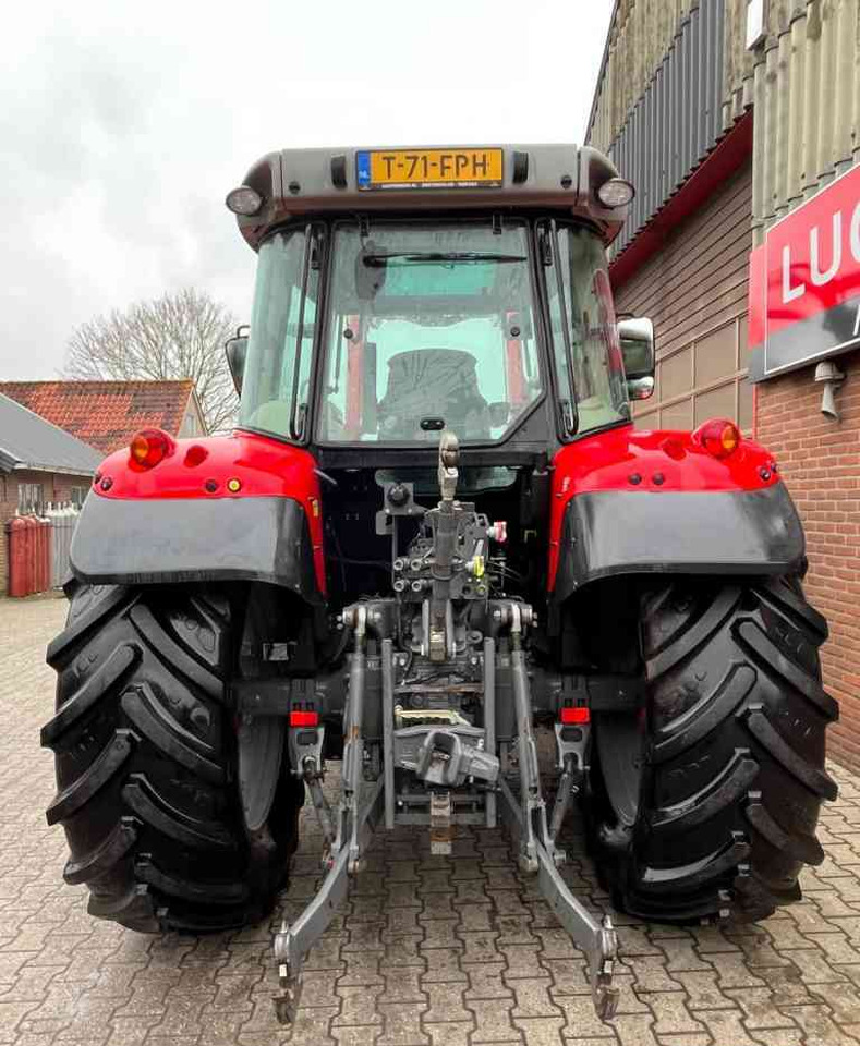 Massey Ferguson 5710S Dyna-4 Essential *Verkocht/sold* - Trattore: foto 4 Massey Ferguson 5710S Dyna-4 Essential *Verkocht/sold* - Trattore: foto 4