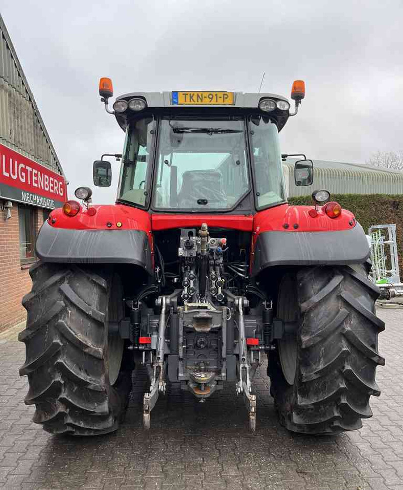Massey Ferguson 7715 Dyna-6 Efficient Tractoren - Trattore: foto 5 Massey Ferguson 7715 Dyna-6 Efficient Tractoren - Trattore: foto 5
