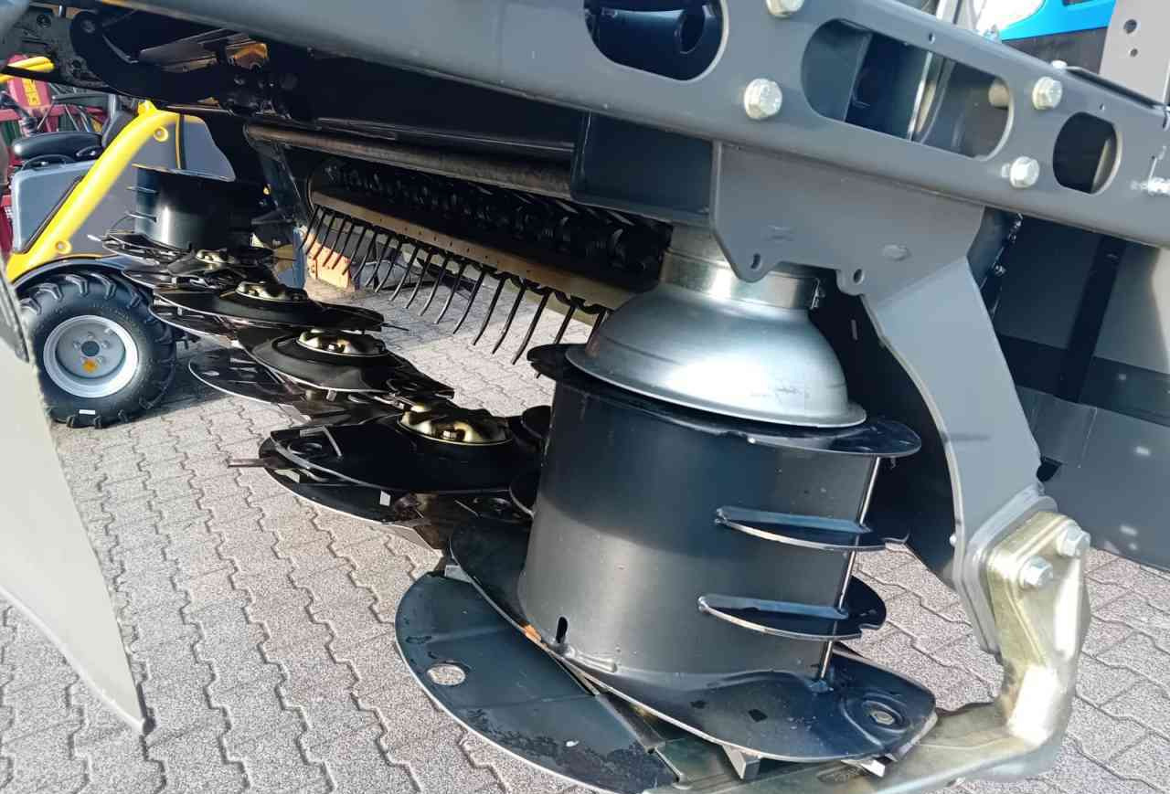 Massey Ferguson DM316 FP-KC schijvenmaaier weidebouwmachines - Falciatrice: foto 5 Massey Ferguson DM316 FP-KC schijvenmaaier weidebouwmachines - Falciatrice: foto 5