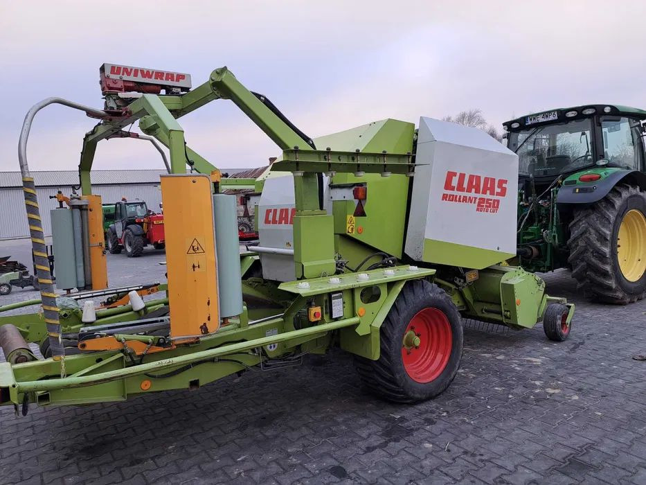 Claas 250 RC Uniwrap - Rotopressa: foto 3 Claas 250 RC Uniwrap - Rotopressa: foto 3