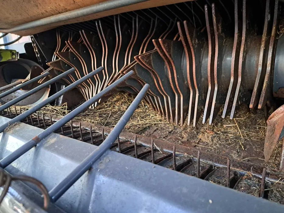 Claas Variant 385 Roto Cut - Rotopressa: foto 4 Claas Variant 385 Roto Cut - Rotopressa: foto 4