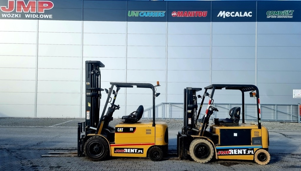 CAT EP 30 K PAC BATTERY YOM2021 - Carrello elevatore elettrico: foto 5 CAT EP 30 K PAC BATTERY YOM2021 - Carrello elevatore elettrico: foto 5