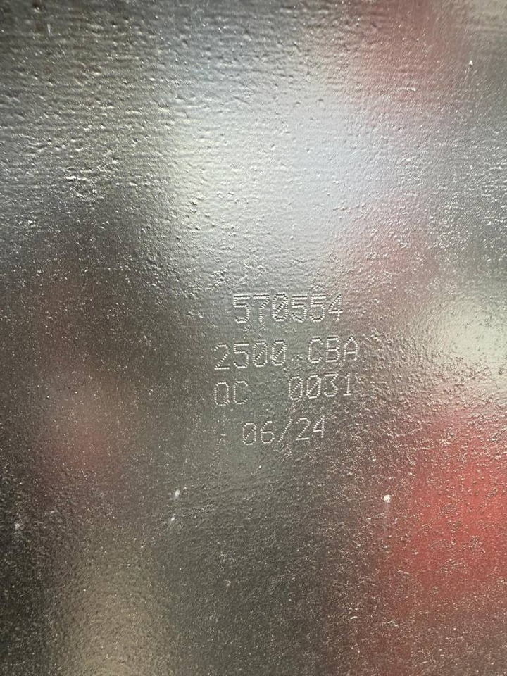 Manitou CBA 2500 LDR 2450mm 2,5m3 570554 - Benna per Macchina da cantiere: foto 5 Manitou CBA 2500 LDR 2450mm 2,5m3 570554 - Benna per Macchina da cantiere: foto 5