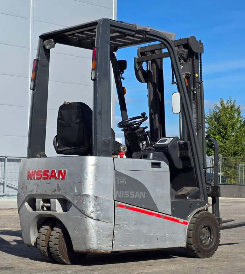 Nissan 1N1L 15Q - Carrello elevatore elettrico: foto 5 Nissan 1N1L 15Q - Carrello elevatore elettrico: foto 5