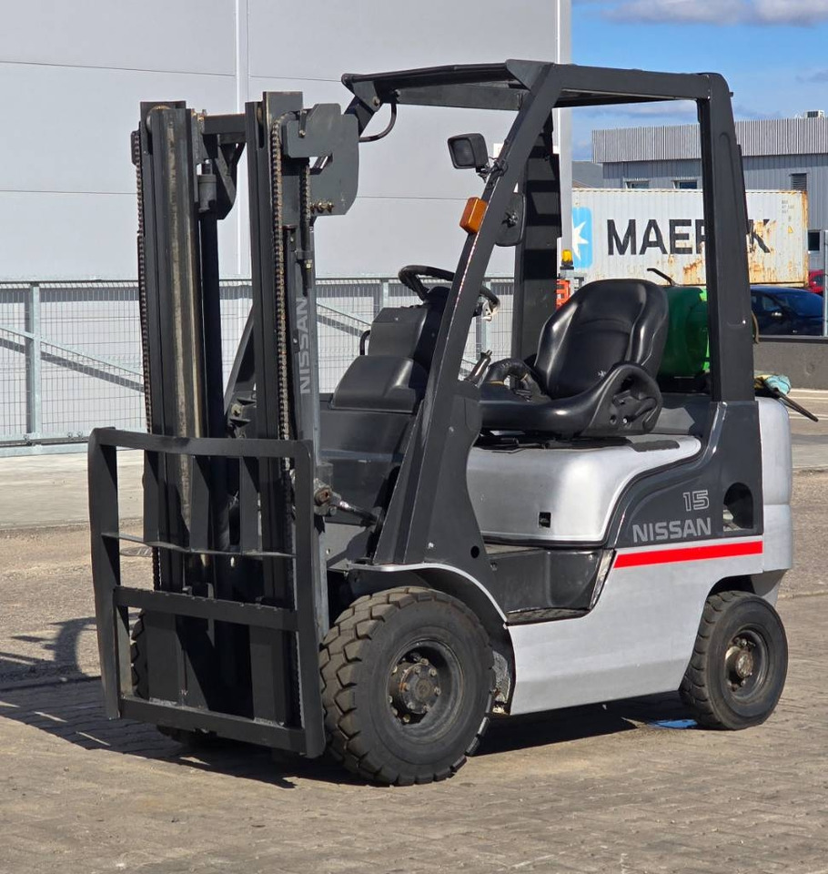Nissan L01A15 - Carrello elevatore a gas: foto 5 Nissan L01A15 - Carrello elevatore a gas: foto 5