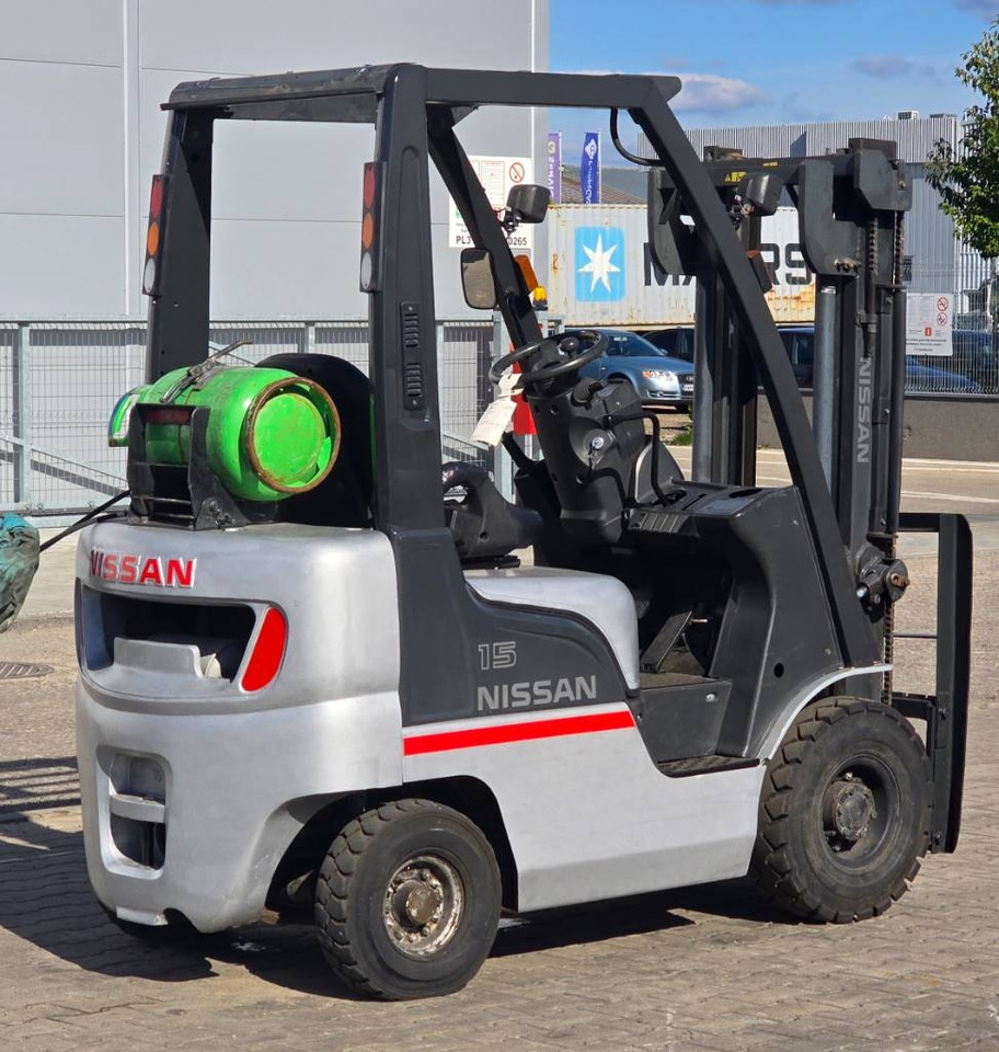Nissan L01A15 - Carrello elevatore a gas: foto 2 Nissan L01A15 - Carrello elevatore a gas: foto 2