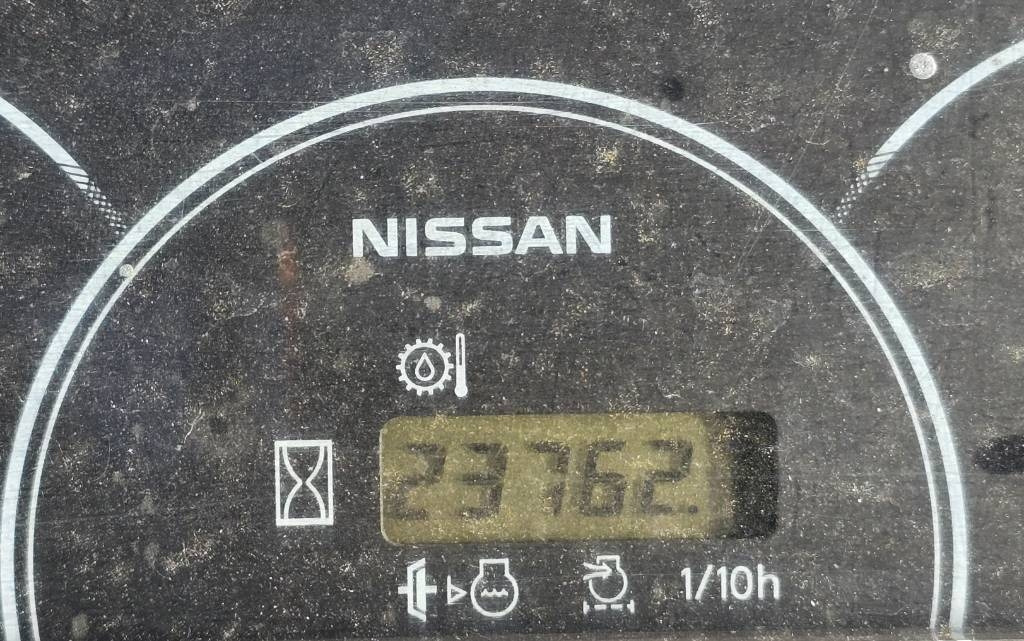 Leasing di Nissan L01A15 Nissan L01A15: foto 8 Leasing di Nissan L01A15 Nissan L01A15: foto 8