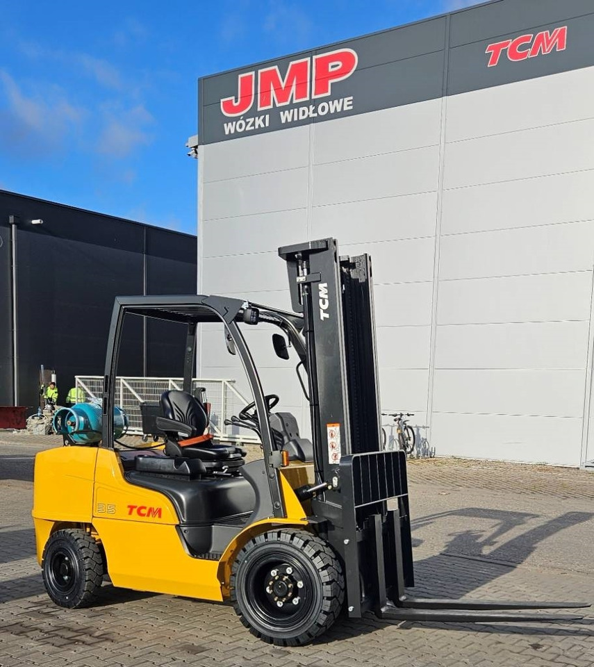 TCM FGE35-E2 BRAND NEW D3700mm - Carrello elevatore a gas: foto 3 TCM FGE35-E2 BRAND NEW D3700mm - Carrello elevatore a gas: foto 3