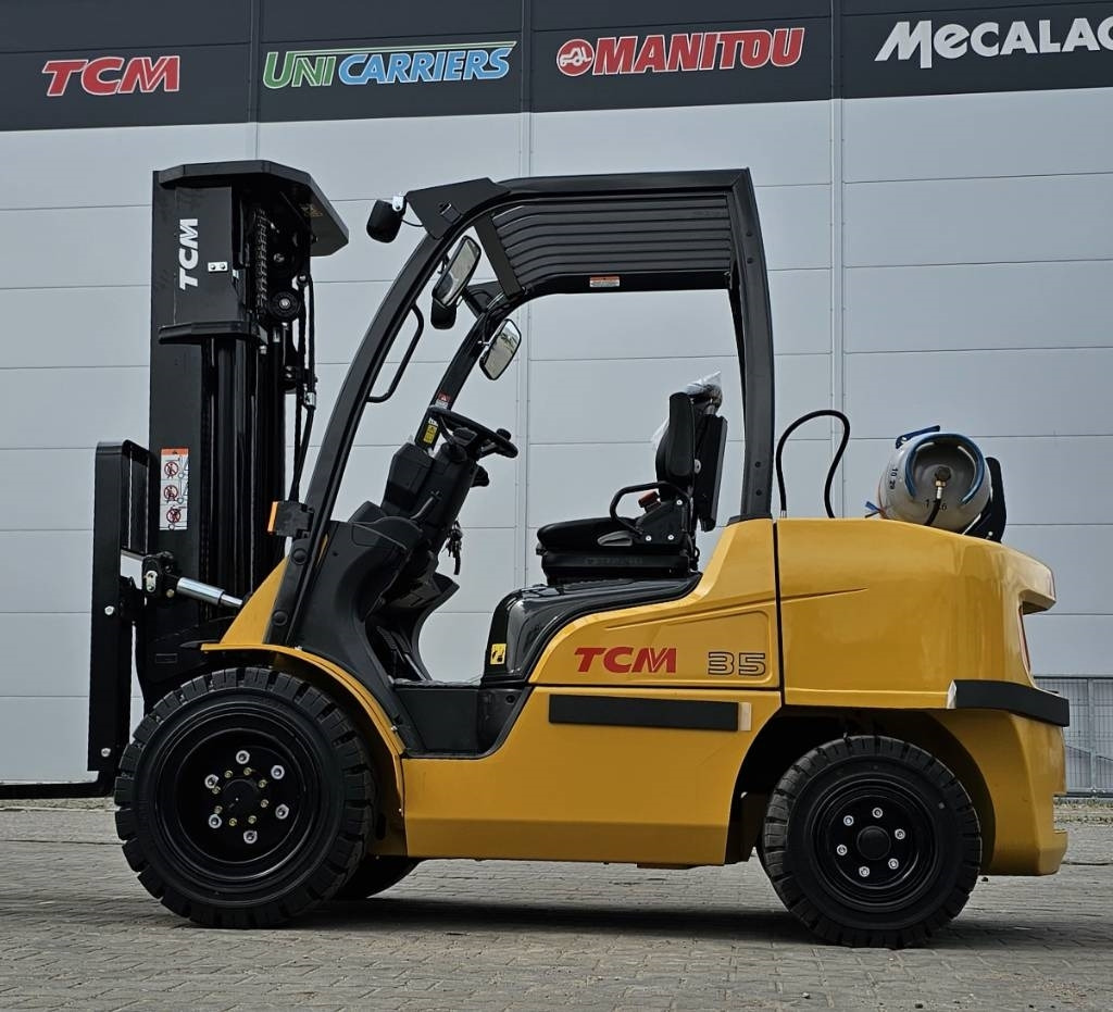 TCM FGE35-E2 BRAND NEW TR4700mm - Carrello elevatore a gas: foto 2 TCM FGE35-E2 BRAND NEW TR4700mm - Carrello elevatore a gas: foto 2