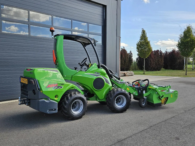 Avant 735i Rental mini-shovel - Minipala cingolata: foto 3 Avant 735i Rental mini-shovel - Minipala cingolata: foto 3