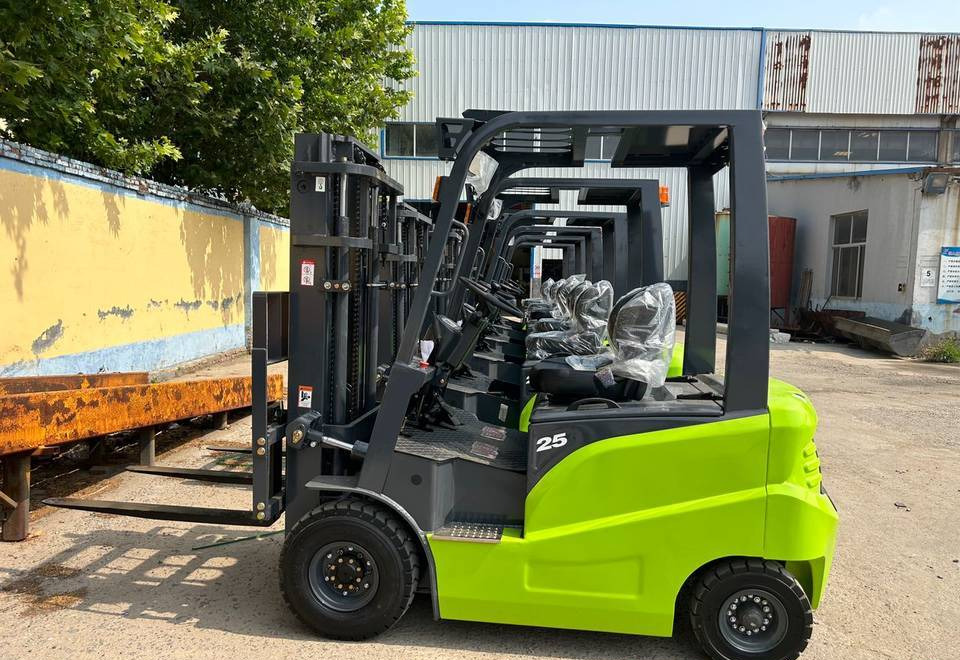 Carrello elevatore elettrico nuovo NEW MAXUS 2500 kg Electric Forklift Warranty up to 10 YEARS НОВИЙ Електричний MAXUS Візок для вантажів 2500 кг Гарантія до 10 РОКІВ NOWY Elektryczny MAXUS widłowy 2500 kg Gwarancja do 10 LAT: foto 6