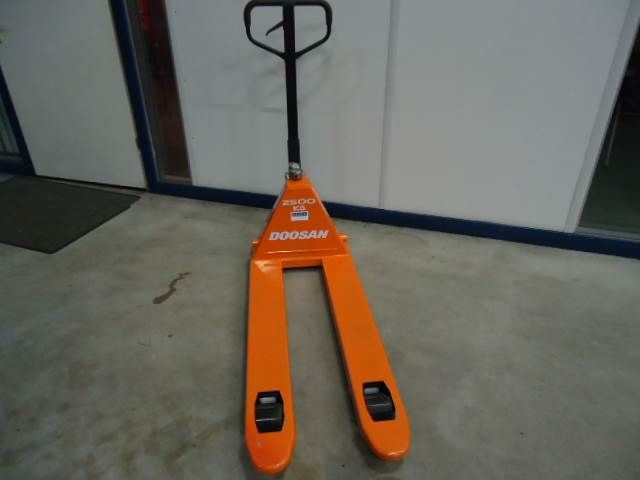 Doosan Pallettruck - Transpallet: foto 3 Doosan Pallettruck - Transpallet: foto 3