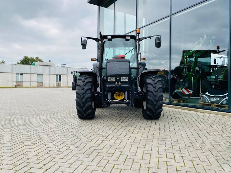 Valtra 6850 Hitech Fronthef+PTO, Airco - Trattore: foto 5 Valtra 6850 Hitech Fronthef+PTO, Airco - Trattore: foto 5