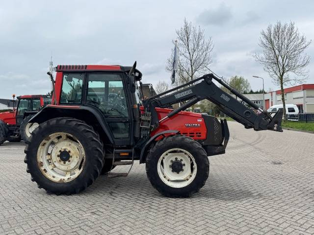 Valtra Valmet 6650 Hitech, voorlader, vloeistofkoppeling - Trattore: foto 4 Valtra Valmet 6650 Hitech, voorlader, vloeistofkoppeling - Trattore: foto 4