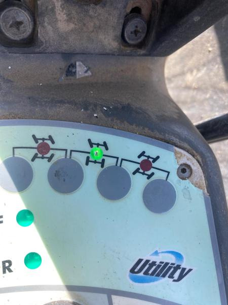 Escavatore gommato Komatsu PW95: foto 11