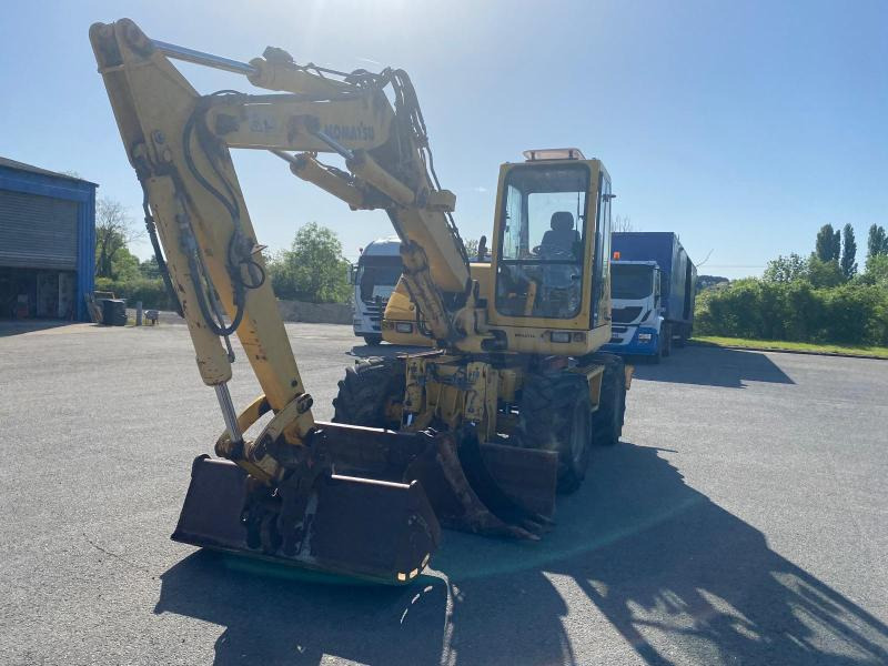 Escavatore gommato Komatsu PW95: foto 8