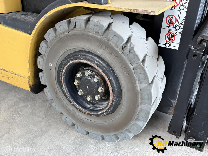 Caterpillar EP25K PAC - Carrello elevatore: foto 5 Caterpillar EP25K PAC - Carrello elevatore: foto 5