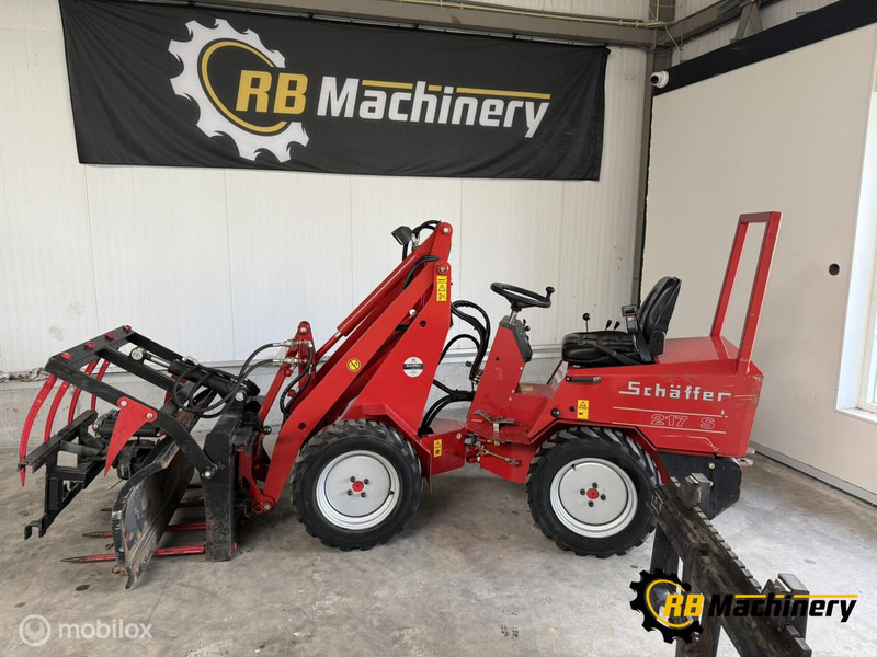 Schäffer 217 S - Pala gommata: foto 1 Schäffer 217 S - Pala gommata: foto 1