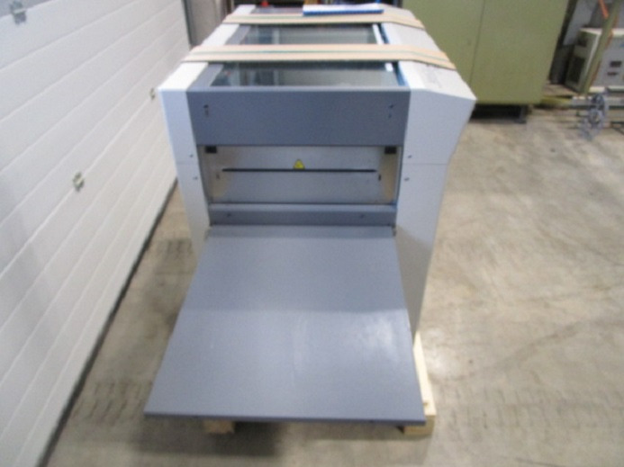 AUTOMATISCHES SCHNEIDSYSTEM UCHIDA AEROCUT ONE - Taglierina per carta: foto 4 AUTOMATISCHES SCHNEIDSYSTEM UCHIDA AEROCUT ONE - Taglierina per carta: foto 4