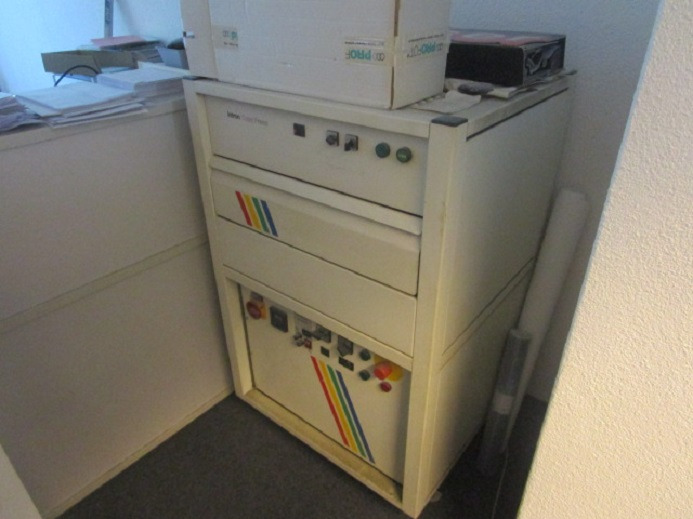 PNEUMATISCHE TRANSFERPRESSEN – HITZEPRESSE FÜR T-SHIRT DRUCK – INTRON COPY PRESS 300 220 070 - Macchina da stampa: foto 1 PNEUMATISCHE TRANSFERPRESSEN – HITZEPRESSE FÜR T-SHIRT DRUCK – INTRON COPY PRESS 300 220 070 - Macchina da stampa: foto 1