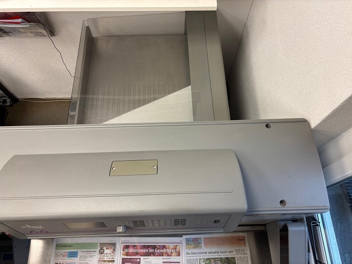 POLAR 66 - Taglierina per carta: foto 3 POLAR 66 - Taglierina per carta: foto 3