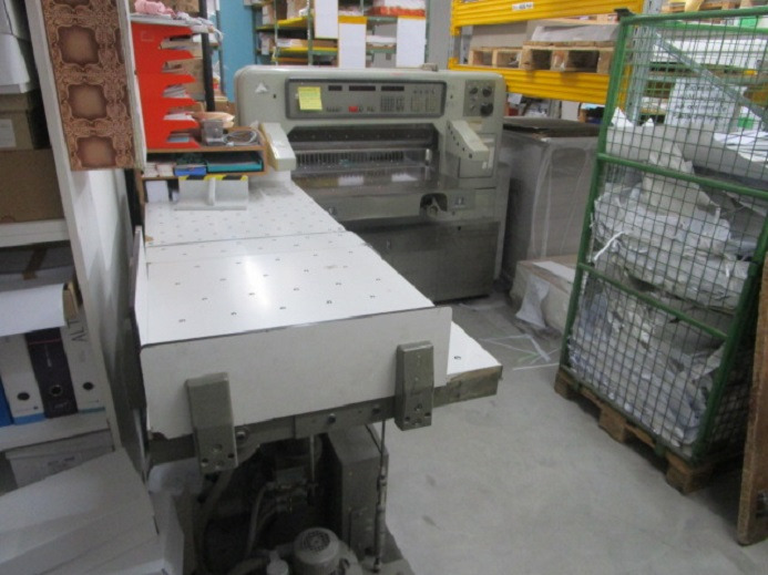 POLAR 92 EMC - Taglierina per carta: foto 2 POLAR 92 EMC - Taglierina per carta: foto 2