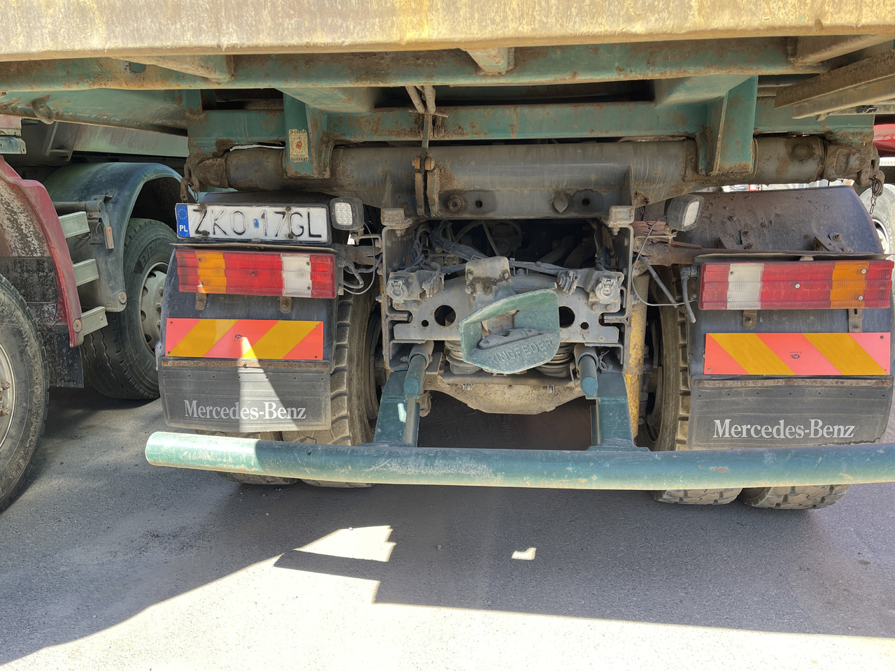 MERCEDES-BENZ Actros 3331 - Autocarro ribaltabile: foto 5 MERCEDES-BENZ Actros 3331 - Autocarro ribaltabile: foto 5