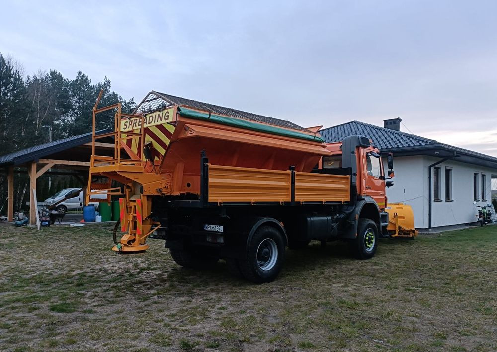 Mercedes-Benz Axor 1824 - Mezzo spazzaneve: foto 3 Mercedes-Benz Axor 1824 - Mezzo spazzaneve: foto 3