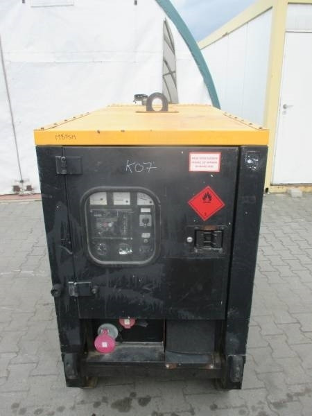 Doosan G 20 - Gruppo elettrogeno: foto 3 Doosan G 20 - Gruppo elettrogeno: foto 3