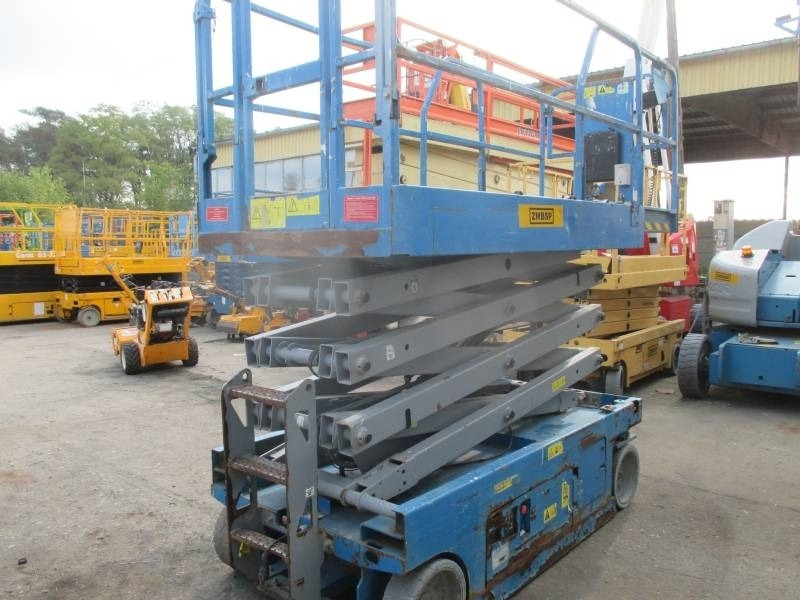 Genie GS 2646 - Piattaforma a pantografo: foto 5 Genie GS 2646 - Piattaforma a pantografo: foto 5