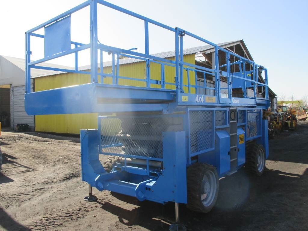 Genie GS 4390 RT - Piattaforma a pantografo: foto 4 Genie GS 4390 RT - Piattaforma a pantografo: foto 4