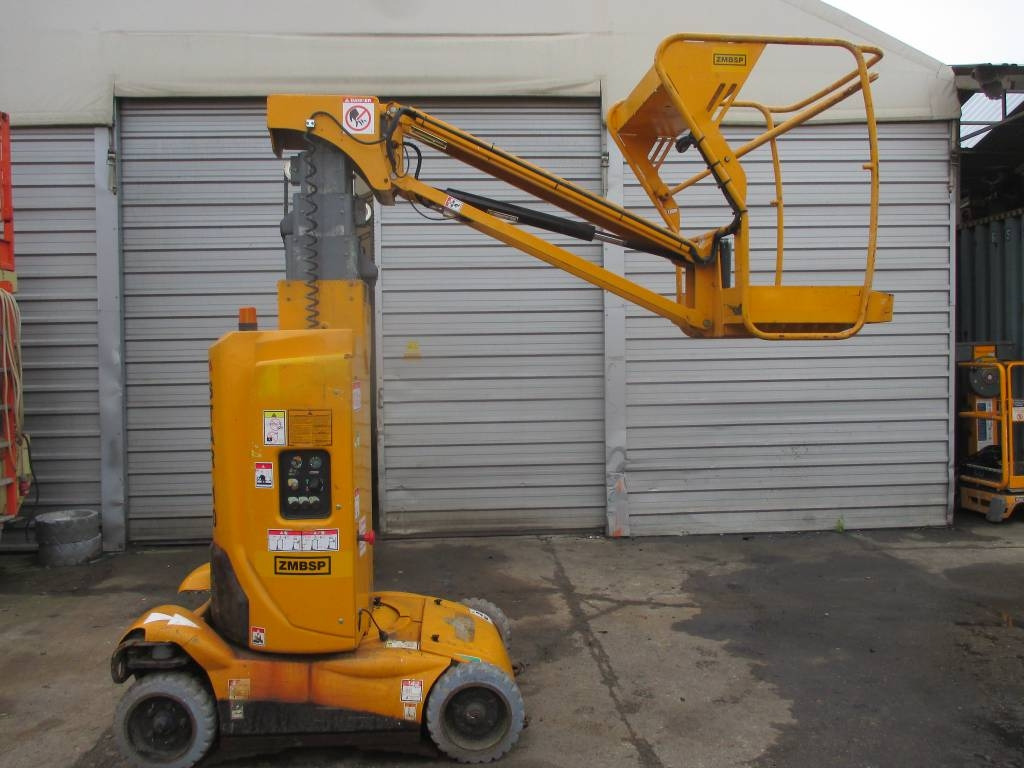 Haulotte Star 10 - Elevatore verticale: foto 1 Haulotte Star 10 - Elevatore verticale: foto 1