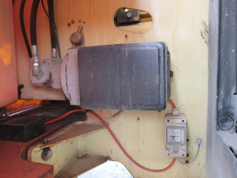 Piattaforma telescopica JLG 460 SJ: foto 17 Piattaforma telescopica JLG 460 SJ: foto 17