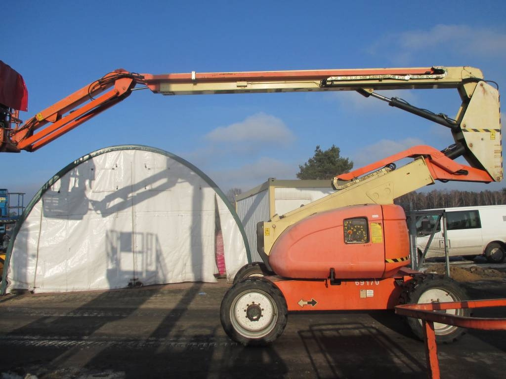 JLG 600 AJ - Piattaforma articolata: foto 1 JLG 600 AJ - Piattaforma articolata: foto 1