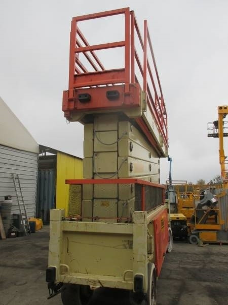 JLG Liftlux 245-12 - Piattaforma a pantografo: foto 3 JLG Liftlux 245-12 - Piattaforma a pantografo: foto 3