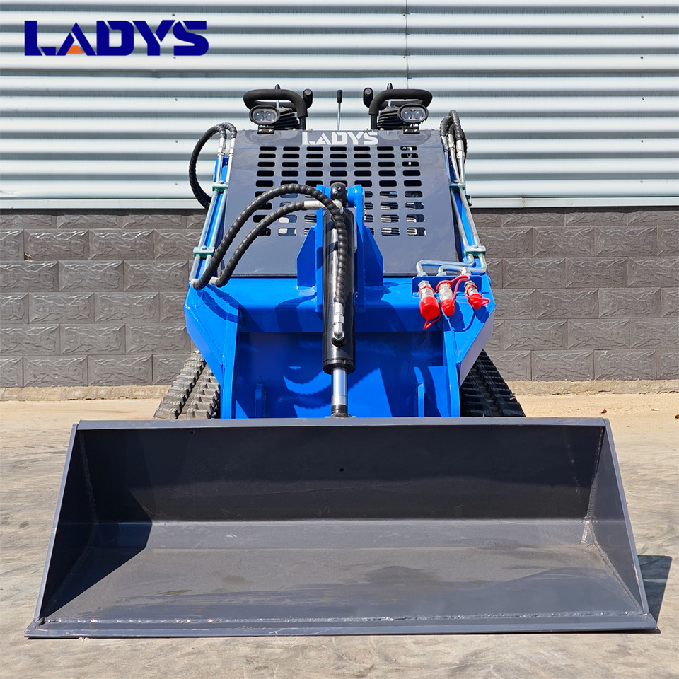 LADYS LA380 Mini Skid Steer Loader Compact Track Diesel Cheap Mini Skid Steer Loader For Sale With Mini Skid Steer Attachments 4 In 1 Bucket - Minipala: foto 5 LADYS LA380 Mini Skid Steer Loader Compact Track Diesel Cheap Mini Skid Steer Loader For Sale With Mini Skid Steer Attachments 4 In 1 Bucket - Minipala: foto 5