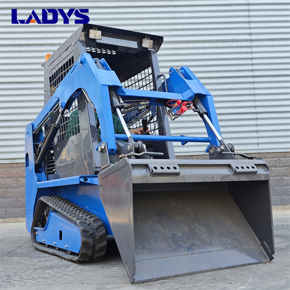 LADYS LA670 Skid Steer Euro 5/Epa Engine Kubota Mini Small Skid Steer Loader For Sale - Minipala: foto 1 LADYS LA670 Skid Steer Euro 5/Epa Engine Kubota Mini Small Skid Steer Loader For Sale - Minipala: foto 1